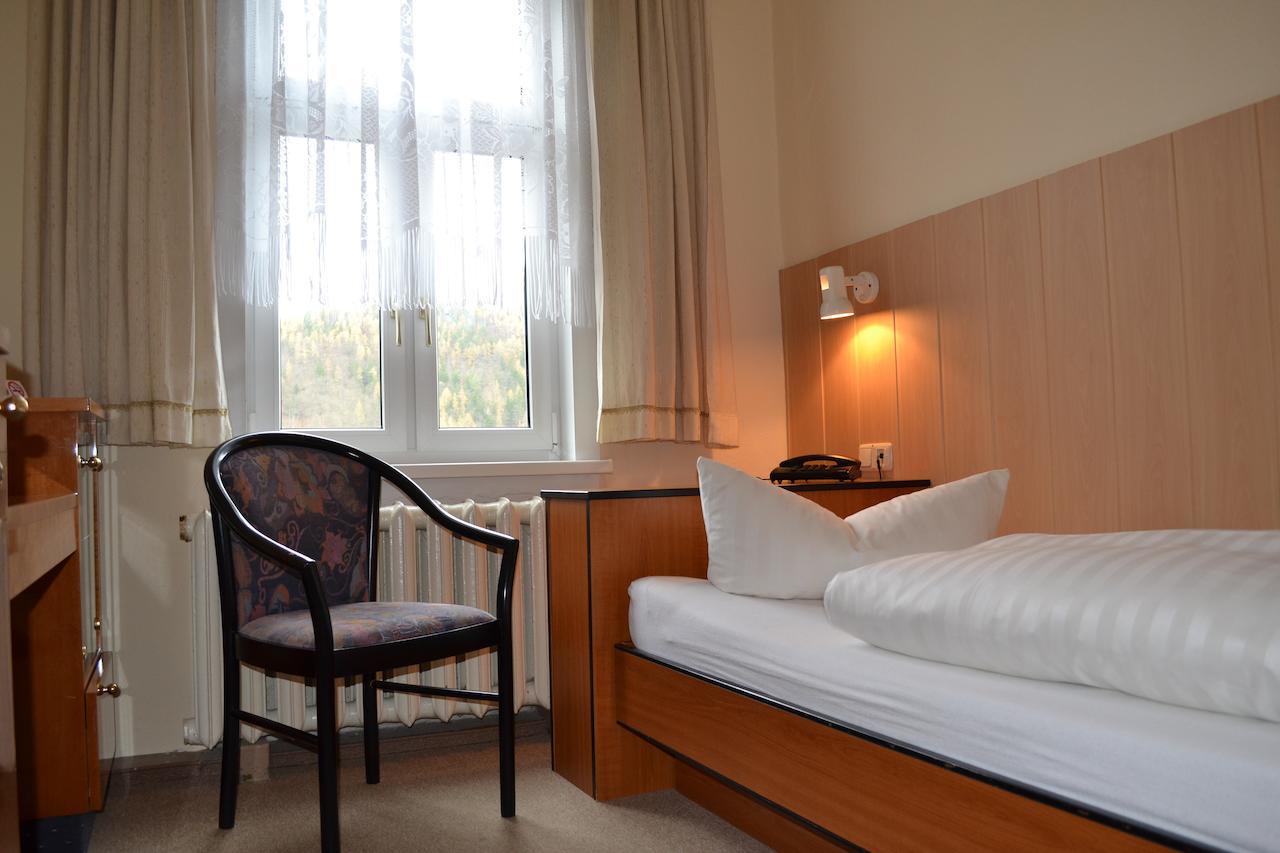 Hotel Weisser Hirsch Schwarzburg Chambre photo